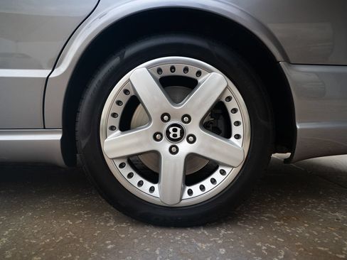 Used 2005 Bentley Arnage T RWD image 14