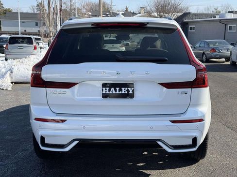 New 2026 Volvo XC60 T8 Ultra w/ Protection Package Premier image 20