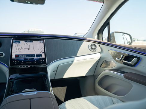 Certified 2023 Mercedes-Benz EQS 450+ 4MATIC SUV image 22
