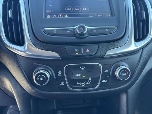 Used 2022 Chevrolet Equinox LT image 25