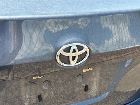 Used 2019 Toyota Corolla LE FWD image 16