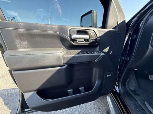 Certified 2020 GMC Sierra 2500 Denali w/ Denali Ultimate Package AWD/4WD image 29