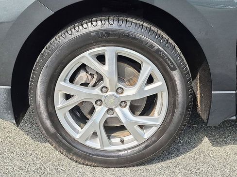 Used 2020 Chevrolet Equinox LT FWD image 10