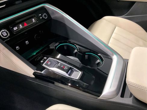 Certified 2025 Audi Q5 Premium Plus w/ Premium Plus image 18