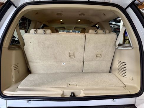 Used 2015 Ford Expedition XLT RWD image 35