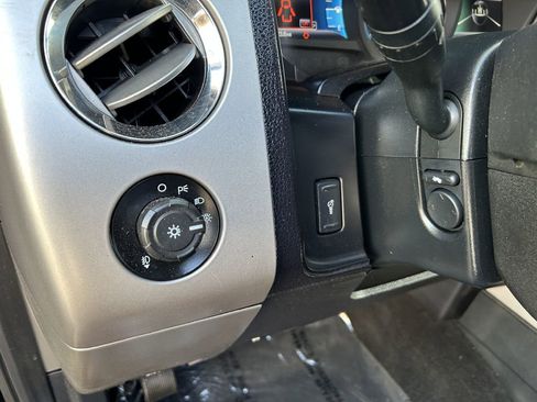 Used 2017 Ford Expedition EL Limited w/ Equipment Group 301A image 3