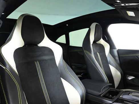 Used 2023 Aston Martin DBX 707 image 10