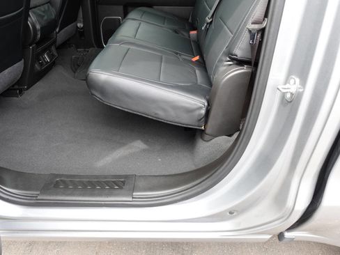 Used 2024 Chevrolet Silverado 1500 LT image 22