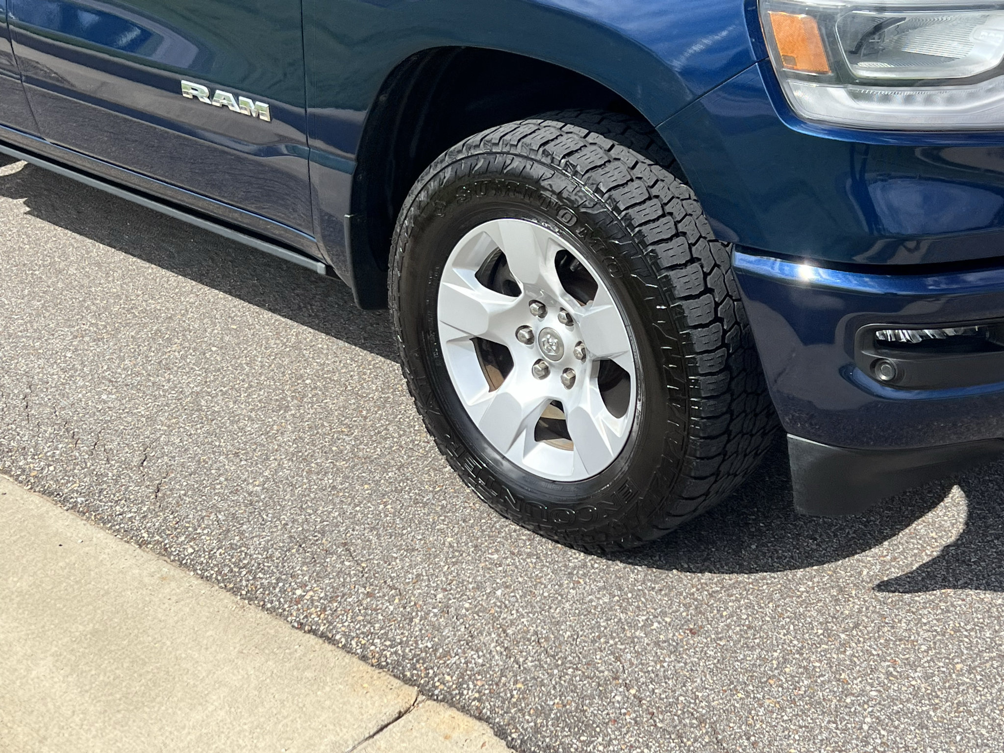 Used 2023 RAM 1500 Big Horn AWD/4WD image 12
