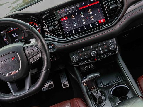 Used 2023 Dodge Durango GT image 20