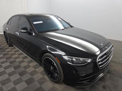 Used 2023 Mercedes-Benz S 500 4MATIC image 3