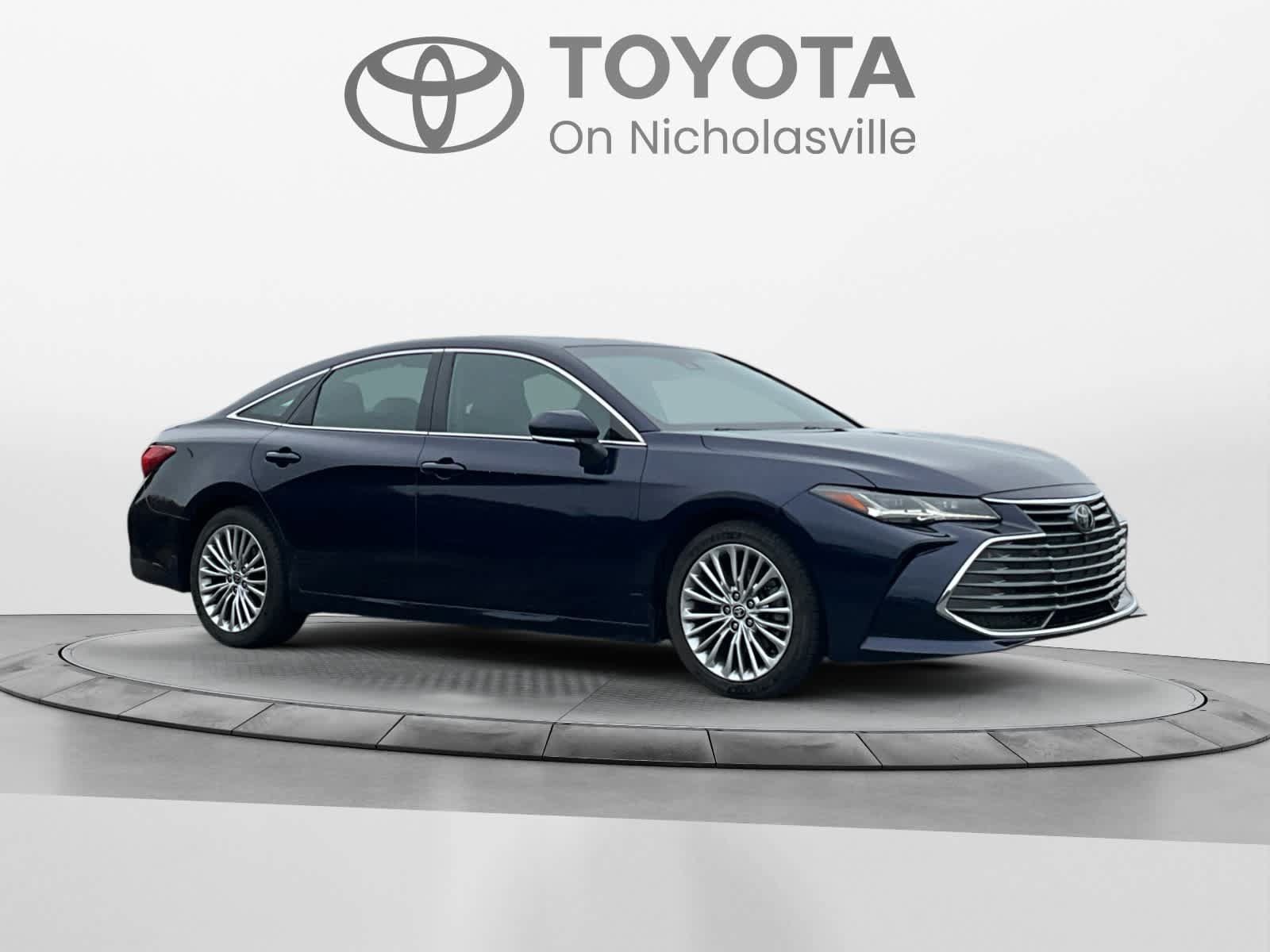 Used 2021 Toyota Avalon Limited w/ Advanced Safety Package FWD image 7