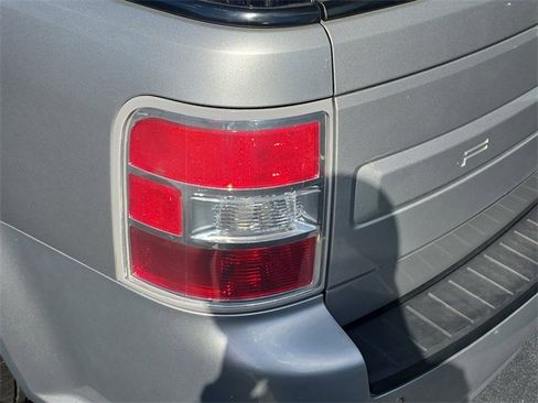 Used 2016 Ford Flex SE image 32