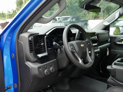 New 2026 Chevrolet Silverado 1500 LT image 10