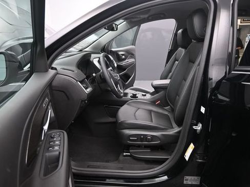 Used 2024 GMC Terrain SLT FWD image 10