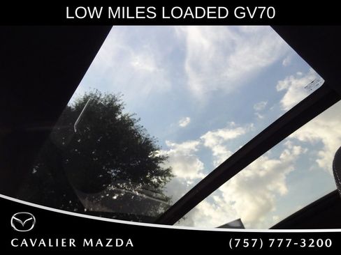 Used 2024 Genesis GV70 2.5T w/ Sport Prestige Package AWD/4WD image 9
