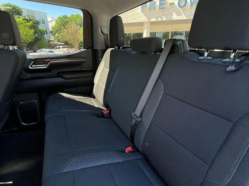 Used 2025 Chevrolet Silverado 1500 LT image 24