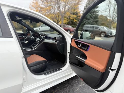 Used 2024 Mercedes-Benz C 300 Sedan image 28