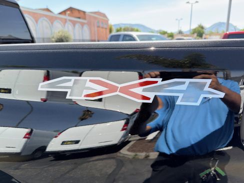 Used 2025 Chevrolet Silverado 2500 LT w/ Convenience Package image 46