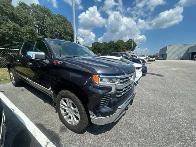 Used 2024 Chevrolet Silverado 1500 LTZ w/ LTZ Premium Package AWD/4WD image 1