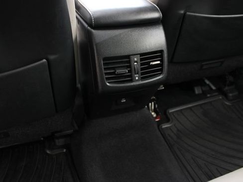 Used 2014 Lexus ES 350 w/ Luxury Package FWD image 28