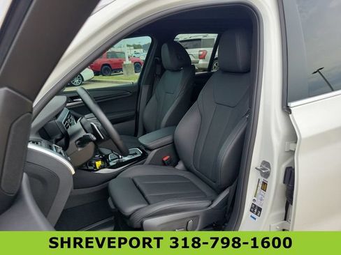 Used 2024 BMW X3 xDrive30i w/ Convenience Package w/ZPA AWD/4WD image 12