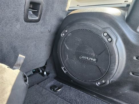 Used 2022 Jeep Wrangler Unlimited Sahara image 12