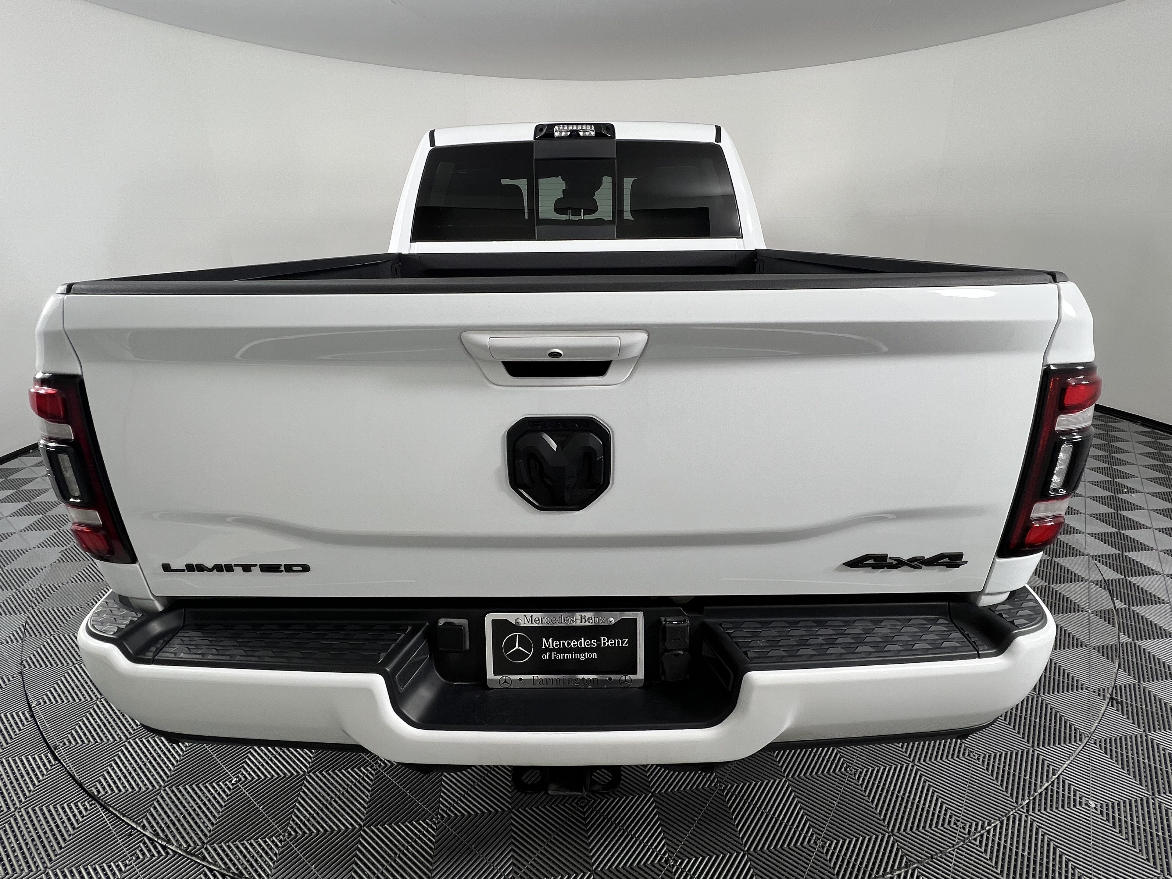 Used 2023 RAM 3500 Limited AWD/4WD image 11