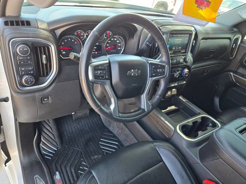 Certified 2022 Chevrolet Silverado 1500 LT Trail Boss w/ Safety Package AWD/4WD image 10