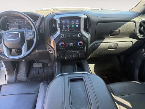 Used 2022 GMC Sierra 1500 SLT w/ SLT Premium Plus Package AWD/4WD image 10