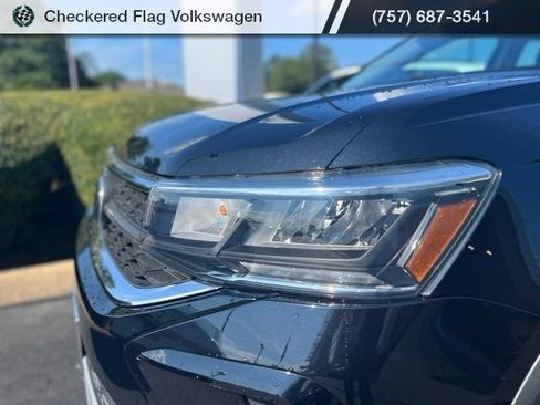 Used 2022 Volkswagen Taos S AWD/4WD image 12