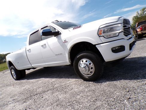 Used 2020 RAM 3500 Laramie image 34