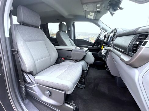 Used 2025 Ford F150 XLT w/ Equipment Group 301A Standard image 16