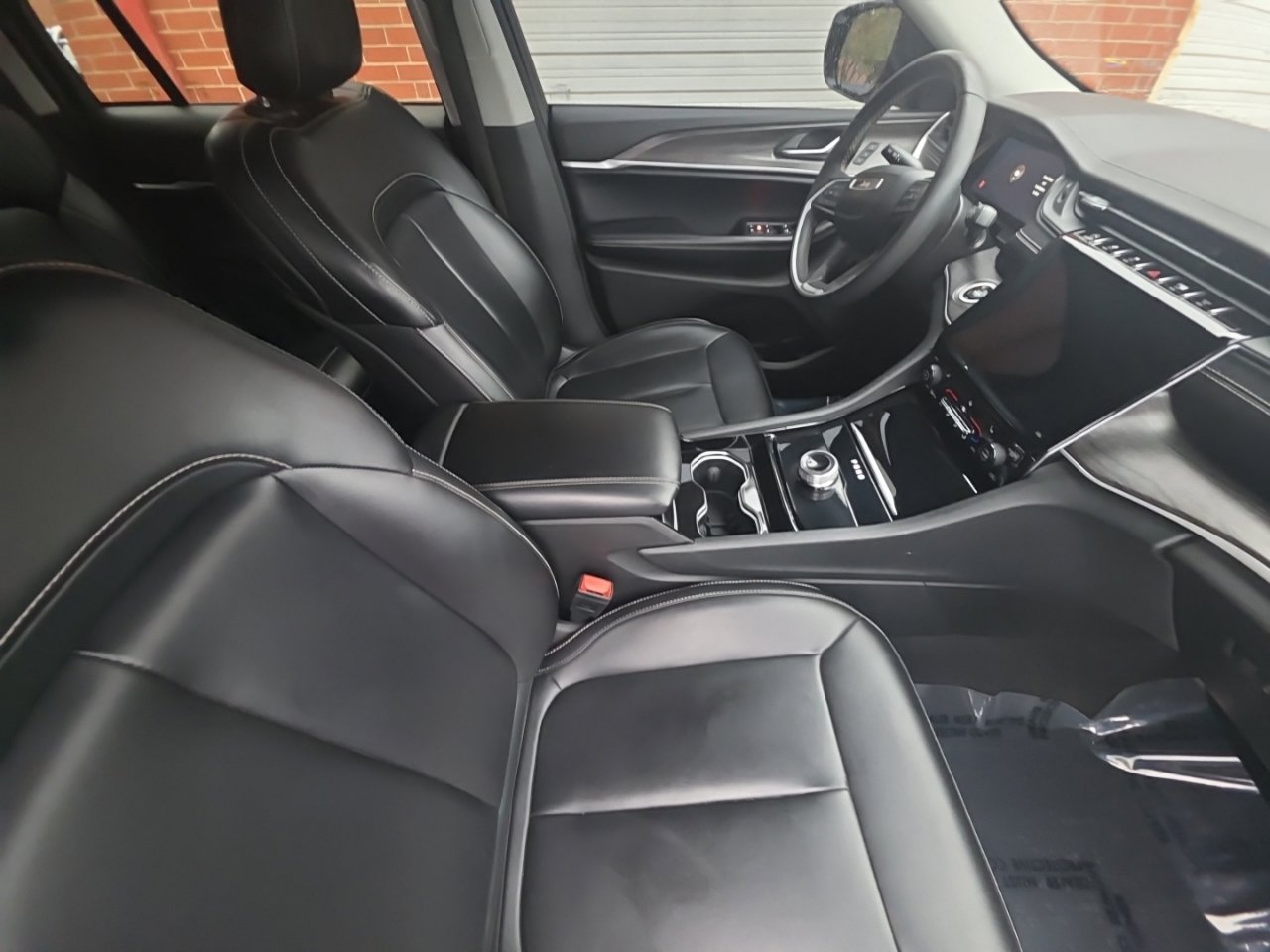 Used 2023 Jeep Grand Cherokee Limited RWD image 26