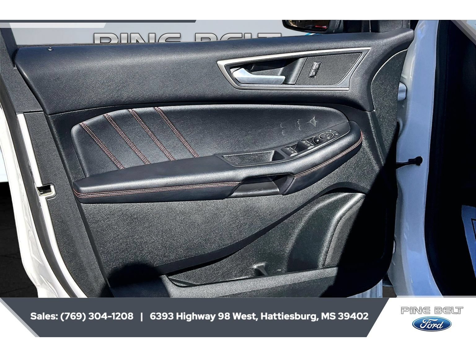 Certified 2022 Ford Edge ST-Line w/ Cargo Accessory Package AWD/4WD image 17