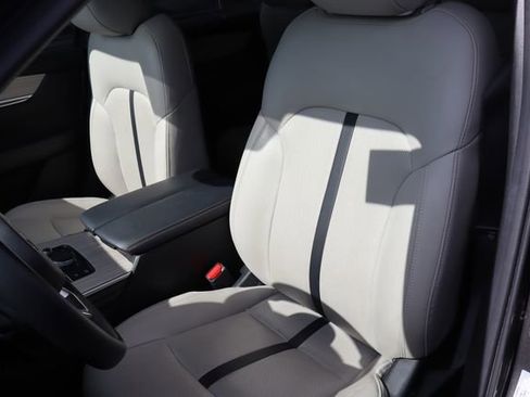 Used 2024 MAZDA CX-90 Plug-In Hybrid w/ Premium Pkg AWD/4WD image 6