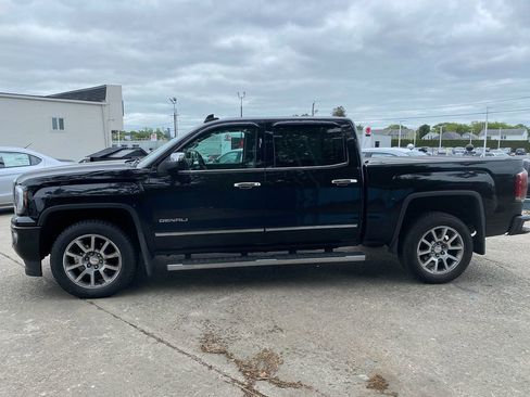 Used 2017 GMC Sierra 1500 Denali image 6