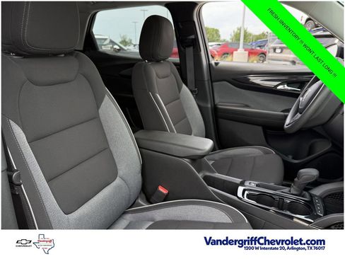 Certified 2025 Chevrolet TrailBlazer LT AWD/4WD image 23