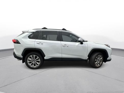 Used 2025 Toyota RAV4 XLE Premium w/ Weather Package image 5