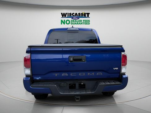Used 2023 Toyota Tacoma TRD Off-Road w/ TRD Premium Off Road Package AWD/4WD image 27