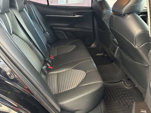 Used 2024 Toyota Camry SE FWD image 7
