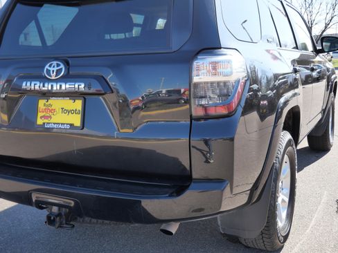 Certified 2024 Toyota 4Runner SR5 Premium w/ Moonroof Package AWD/4WD image 18