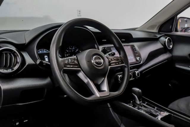 Used 2024 Nissan Kicks SV FWD image 20
