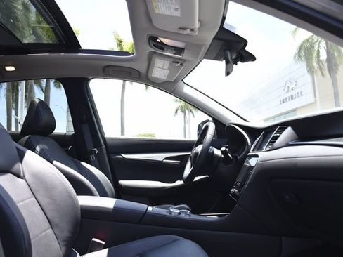 Used 2025 INFINITI QX50 Luxe AWD/4WD image 27