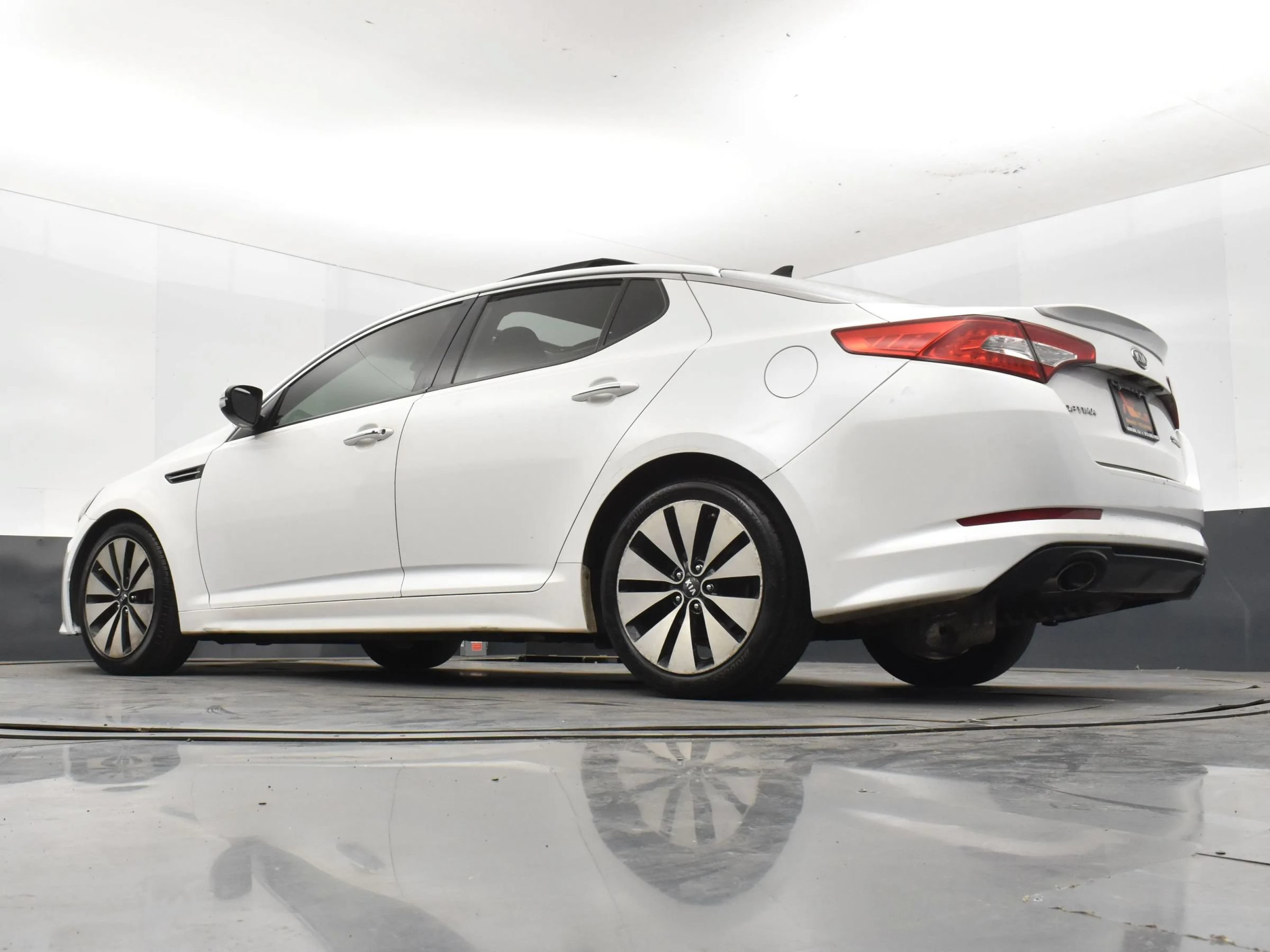 Used 2012 Kia Optima SX w/ Premium Pkg FWD image 12