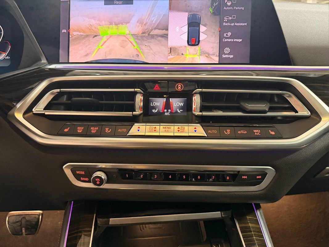 Used 2019 BMW X5 xDrive40i w/ M Sport Package AWD/4WD image 19