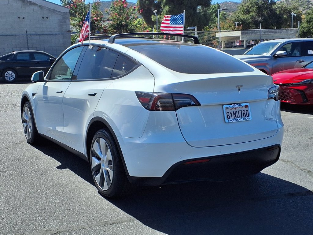 Used 2021 Tesla Model Y Long Range AWD/4WD image 6