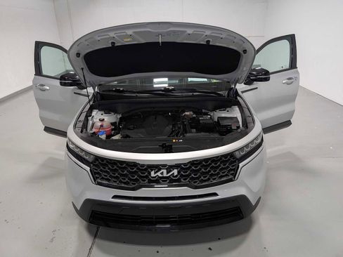 Certified 2022 Kia Sorento S image 12
