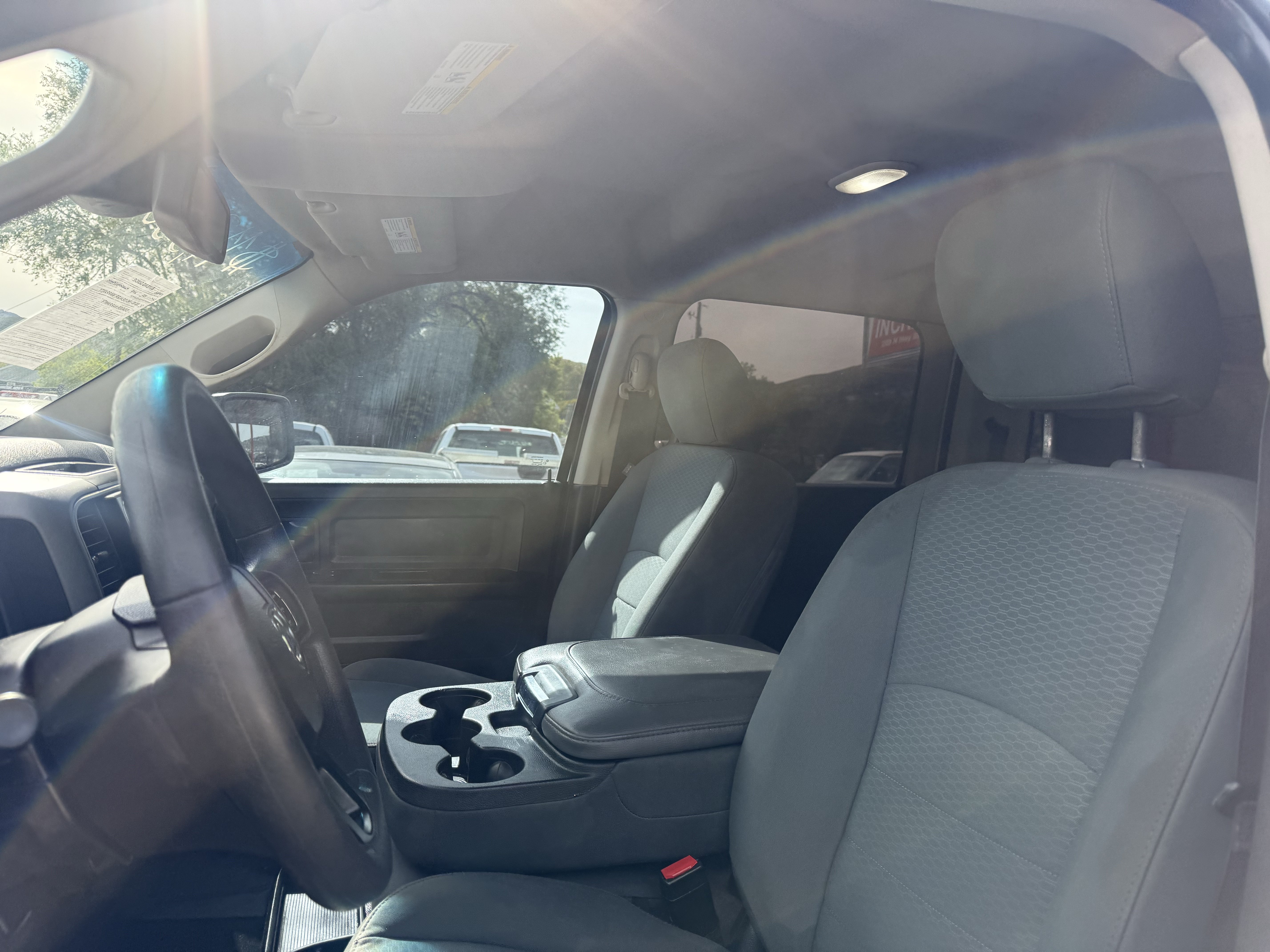 Used 2018 RAM 1500 Express AWD/4WD image 13