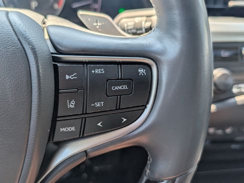 Used 2019 Lexus ES 350 w/ Premium Package FWD image 24